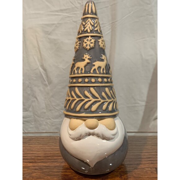 Ceramic Holiday Gnome Figurine With Intricate Grey NWT - Picture 1 of 4